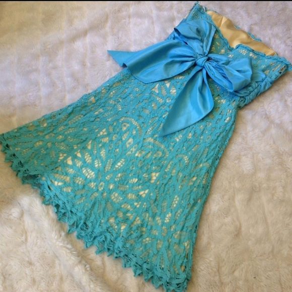 Betsy Johnson Aqua Blue and Yellow Crochet Lace Dress - Picture 2 of 4